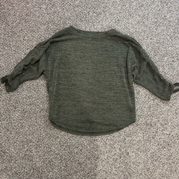 Max Studio Dark Green Long Sleeve Top - Picture 2 of 7